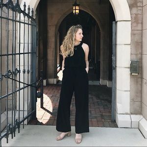 Wide leg jumpsuit - super flattering!